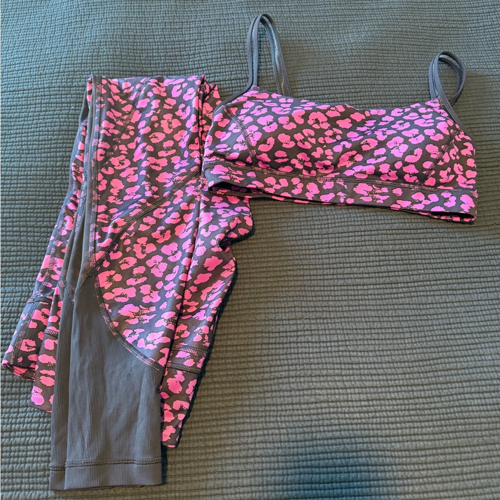 Lululemon purple and pink leopard pant and bra set - Size 8